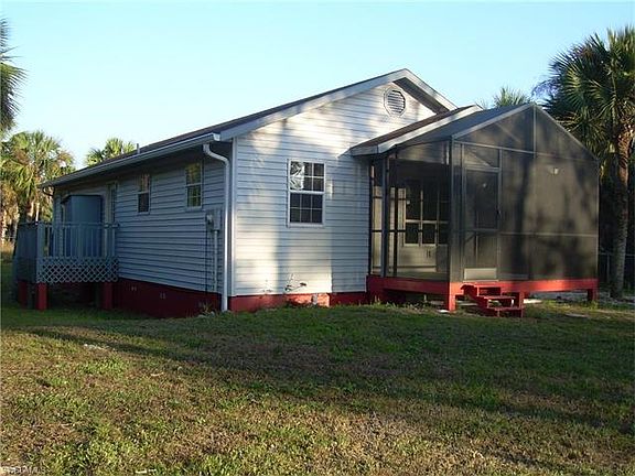 2nd image of 3330 Everglades Blvd S