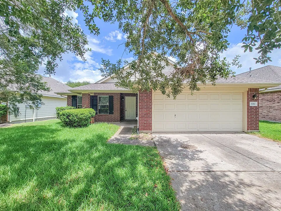 3010 Stonecross Ln