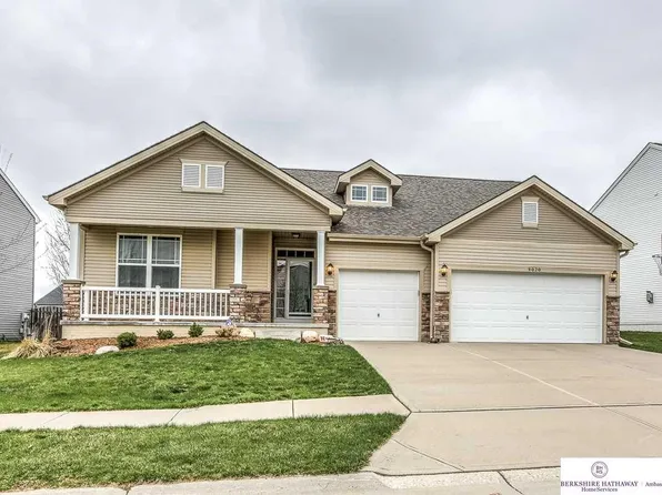 9020 N 159th St, Bennington, NE 68007