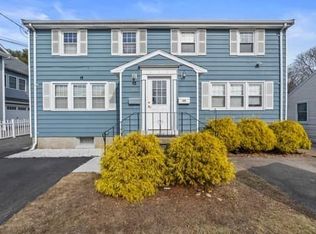 266 Hunnewell St UNIT 266, Needham Heights, MA 02494