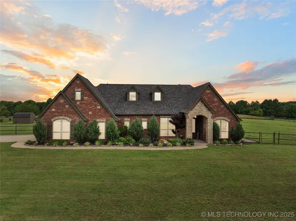 18820 S Kiowa Rd, Claremore, OK 74017