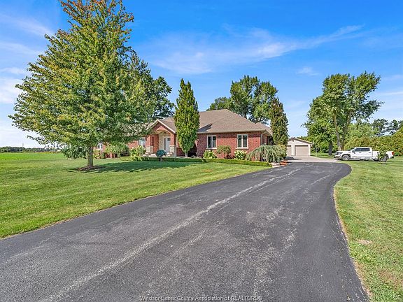 3rd image of 374 Inman Side Rd