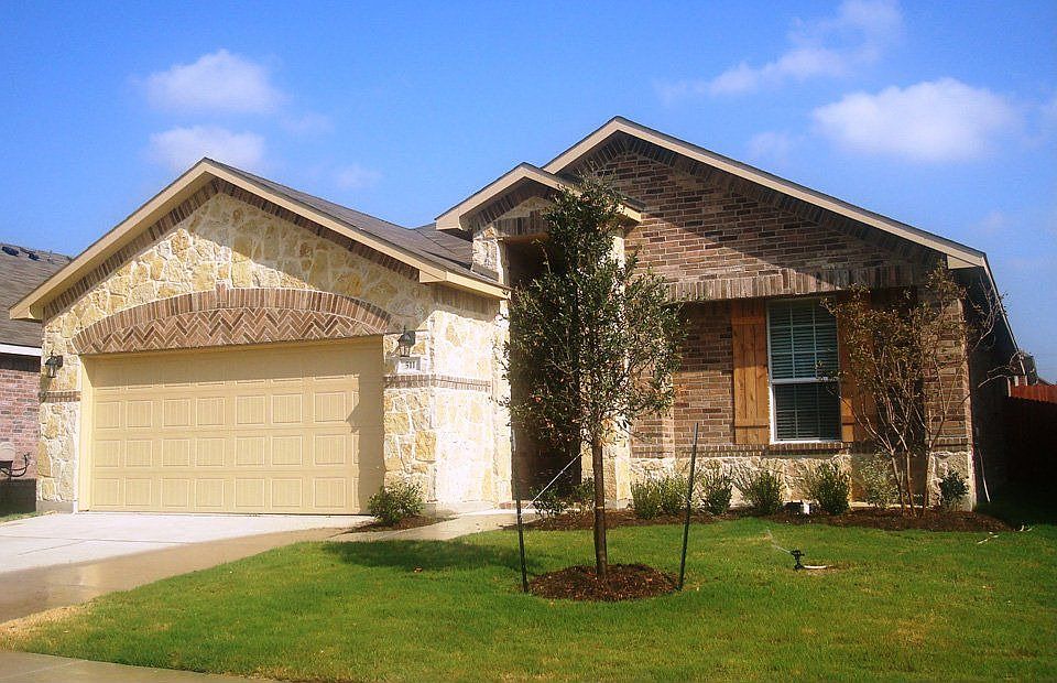 Ready For Immediate Move-In. 