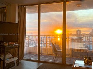 555 NE 15th St APT 420, Miami, FL 33132