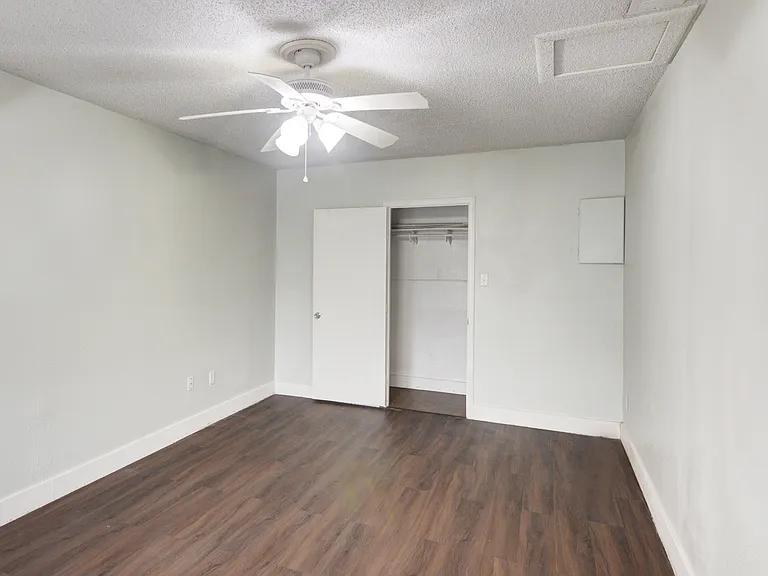 5413 Wedgwood Dr — Photo 15