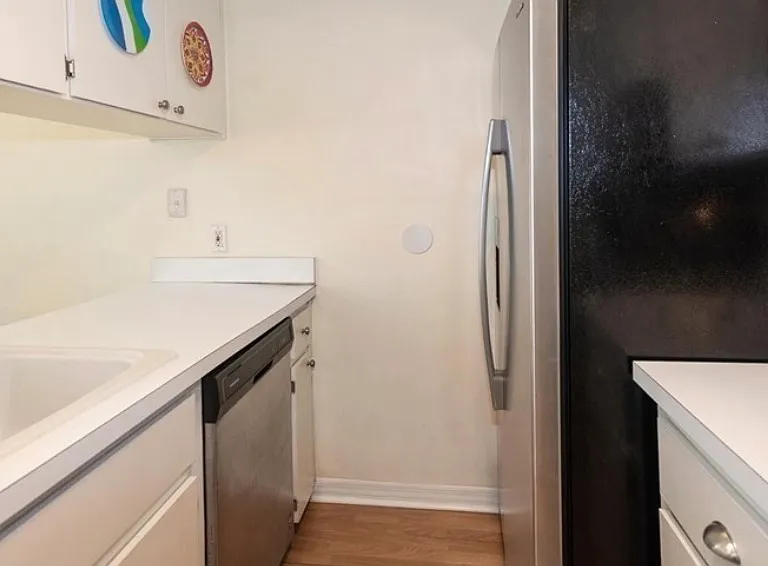 9380 Lennex Ln #711 — Photo 2