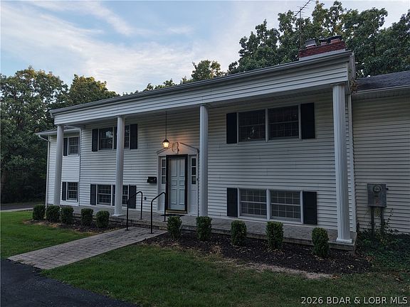 4th image of 10406 Wildwood Dr