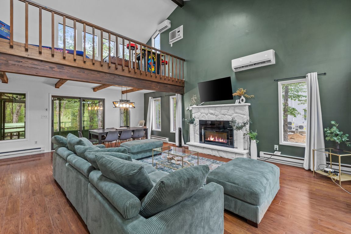 next background image