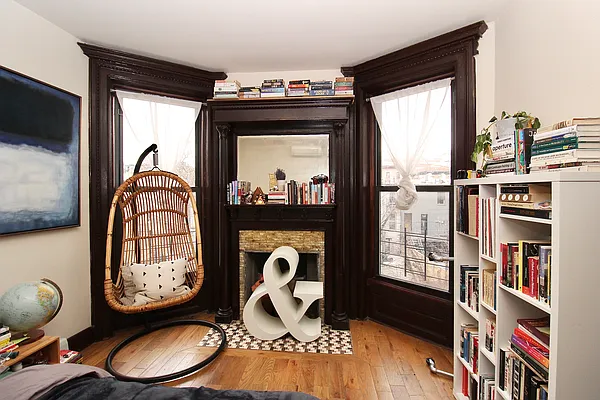 Rented by Nooklyn NYC LLC | media 17