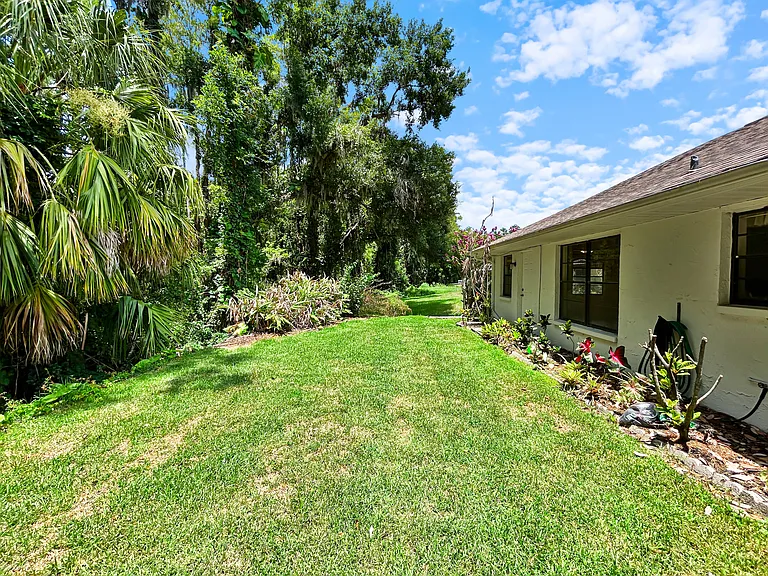 1750 Atrium Dr — Photo 46