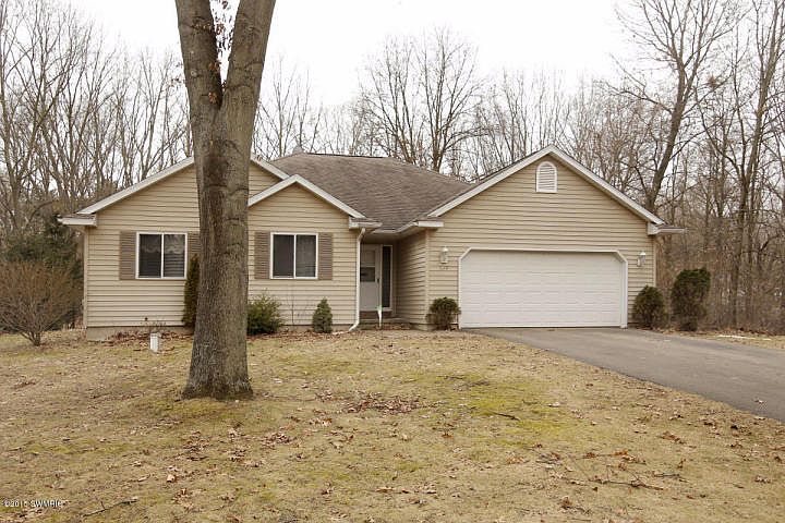 1st image of 119 Lamson Ln