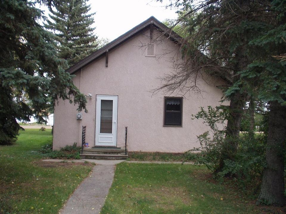 2nd image of 527 3rd Ave NE