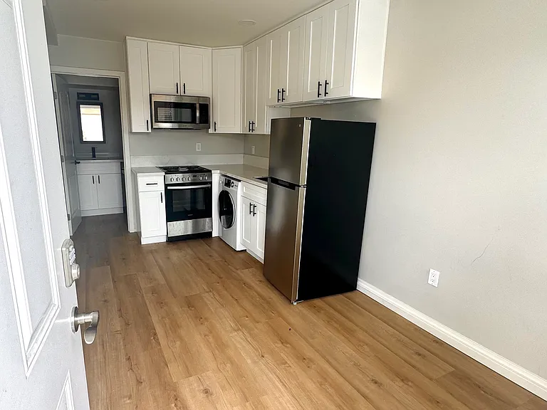 4587 Idaho St #11 — Photo 2