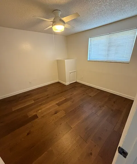 13786 Omega Cir — Photo 9