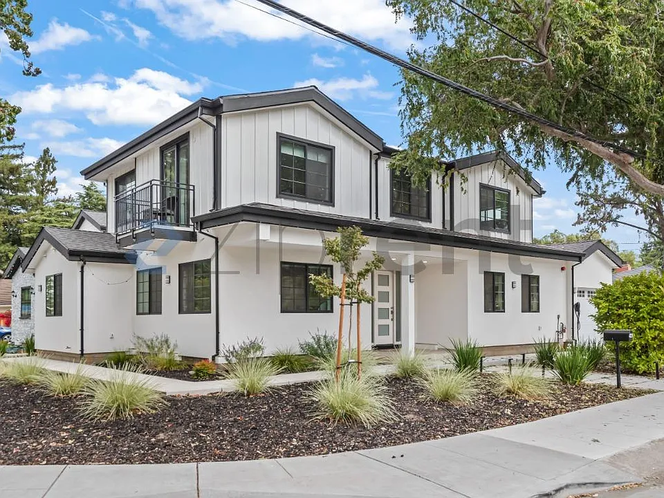 4221 Wilkie Way