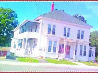51 Pleasant St, Springvale, ME 04083