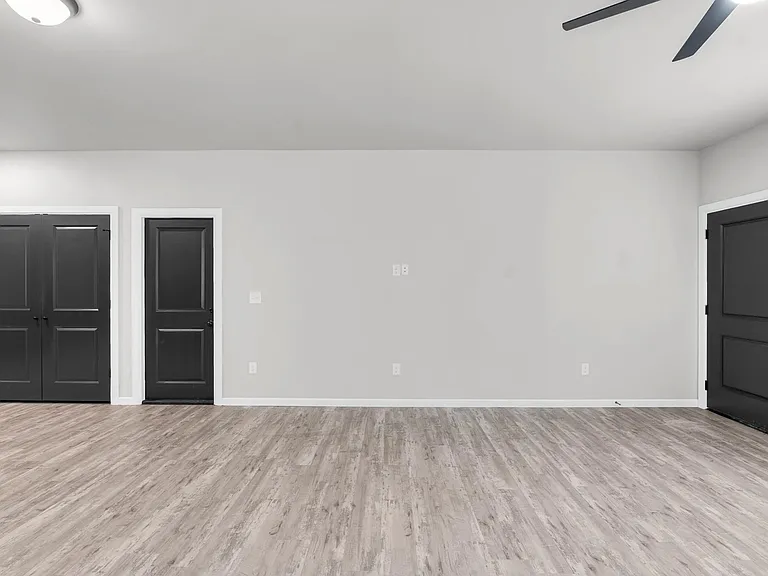 200 Buccaneer Dr — Photo 5