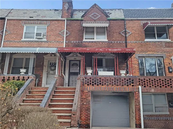 133 E 49th St, Brooklyn, NY 11203