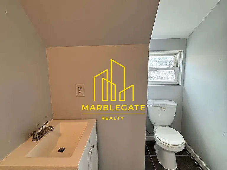 325 S Orange Ave #33 — Photo 7