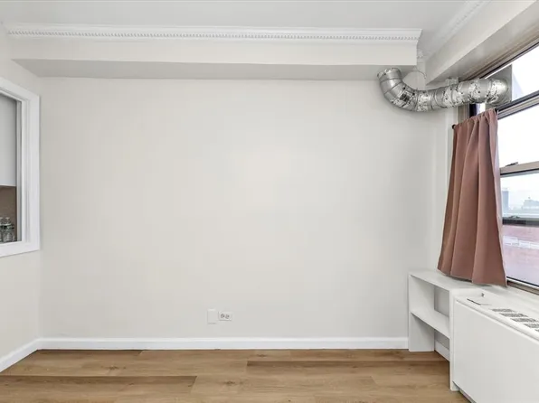 107-40 Queens Boulevard image 6 of 18