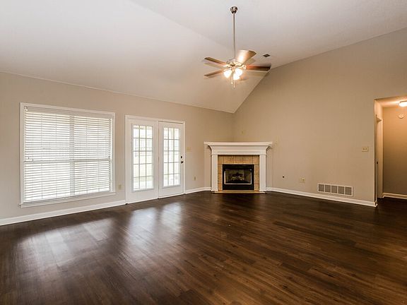 2nd image of 1438 Clockshop Dr