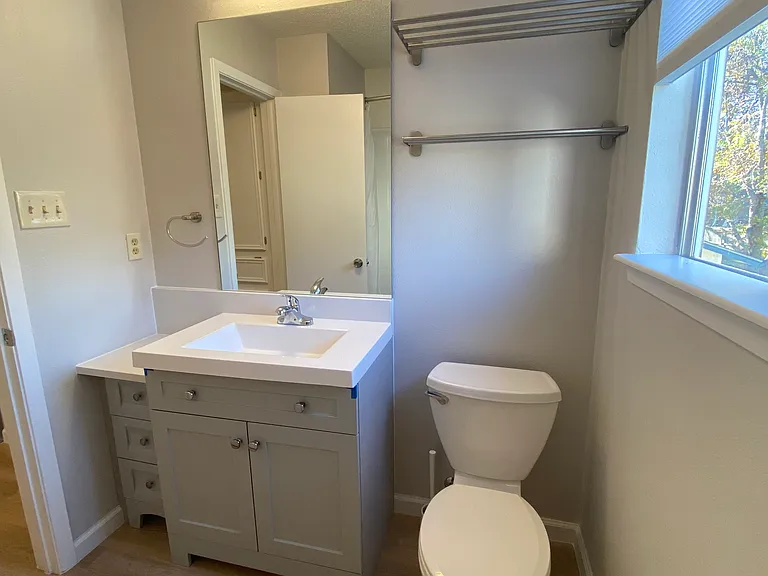 8812 Clearbrook Trl #B — Photo 14