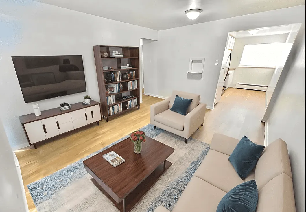 1301 Ammons St — Photo 1