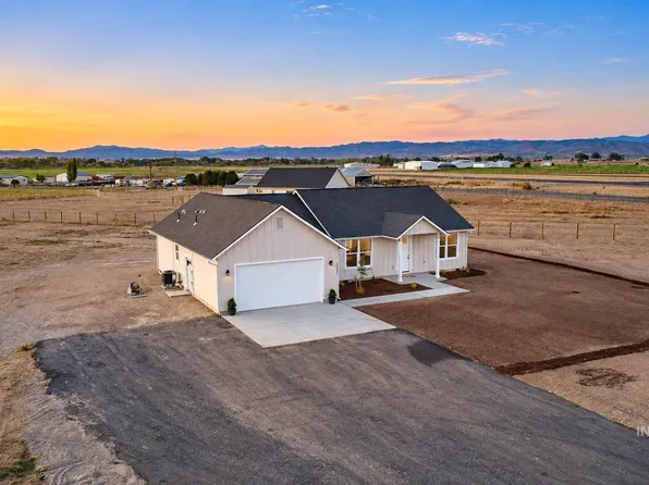 1371 Hansen Rd, Weiser, ID 83672