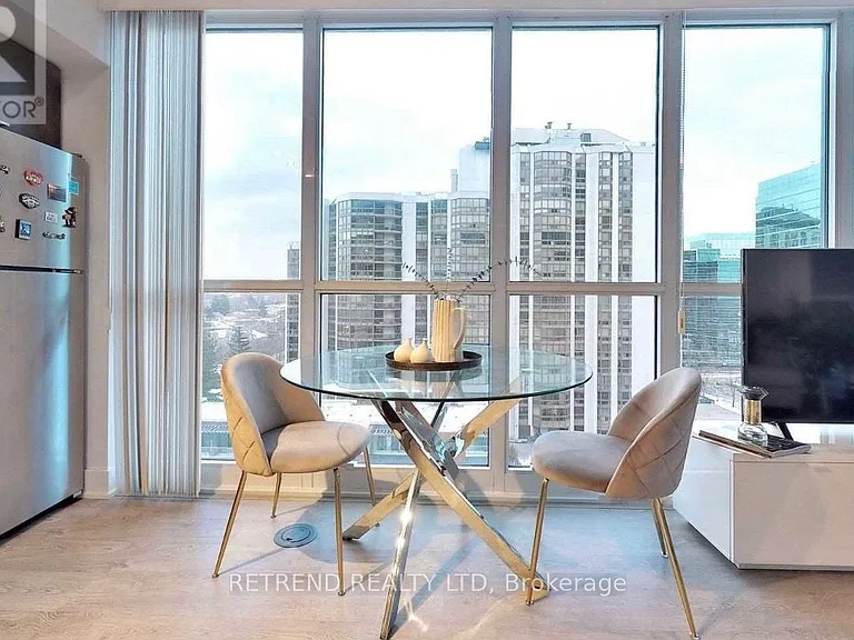 88 Sheppard Ave W #802 — Photo 4
