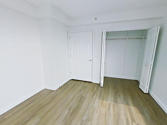 5th image of 37 Hudson St #2805