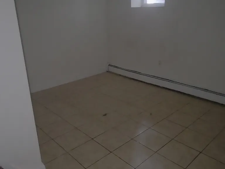 1505 Kerrigan Ave — Photo 2