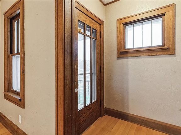 3rd image of 1104 15th St
