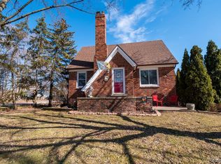 2815 Melvin Ave, Rochester Hills, MI 48307