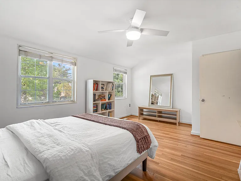 3908 Keller Ave — Photo 22