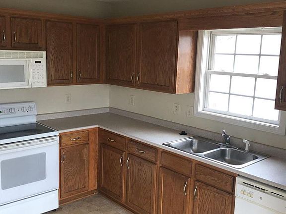 4th image of 1302 Archwood Dr