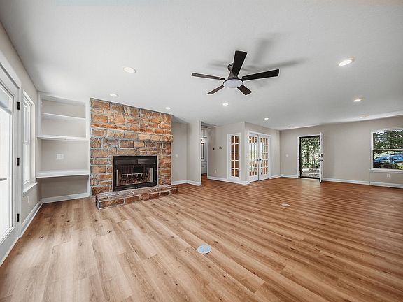 4th image of 13638 Spring Rd