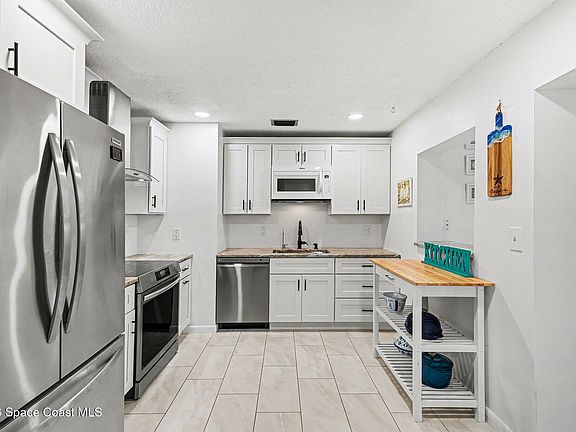 5th image of 206 Harbor Dr