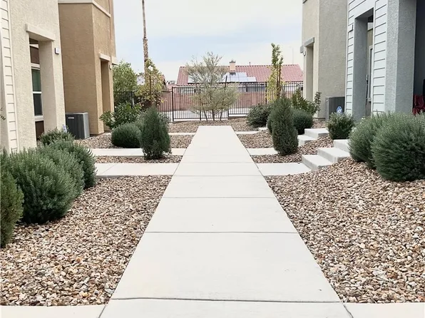 492 Waterfall Cove Ct, Henderson, NV 89002