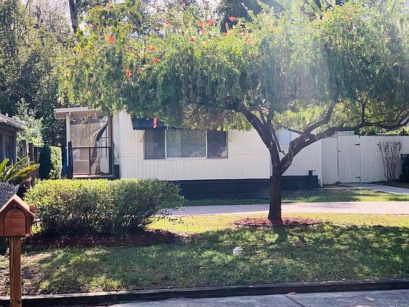 2nd image of 624 E Orange St