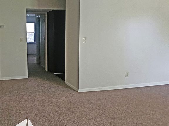 2nd image of 1524 16th St S #1525-D