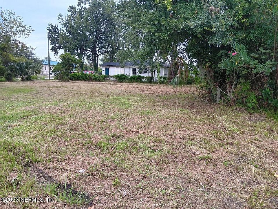 2nd image of 453 ELLIS Road