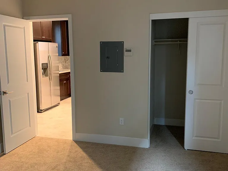1213 S Durant Ter — Photo 3
