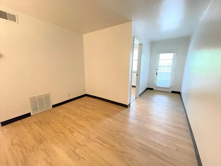 5710 Phillips Ave #A9 — Photo 80