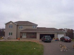 N5281 1040th St, Prescott, WI 54021