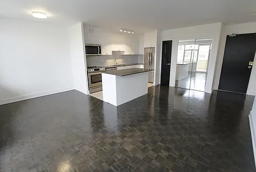 105 Isabella St #323 Photo 1