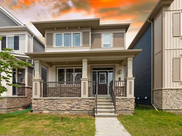 124 SE Cityspring Way NE, Calgary, AB T3N 1Z6