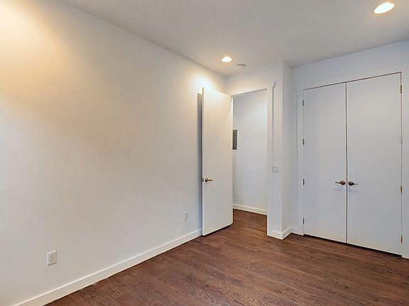 5th image of 410 Eastern Pkwy #1JJ