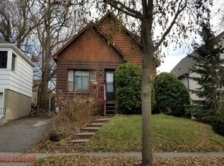 1098 Bradley St, Saint Paul, MN 55130