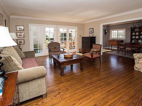 3rd image of 12606 Preston Way