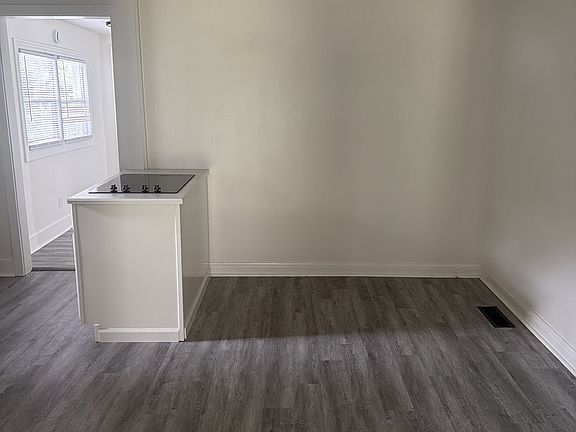 4th image of 3388 Carrington Rd